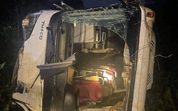 Phú Thọ: Ô tô chở khách từ Hà Nội bị lật, 3 người tử vong tại chỗ