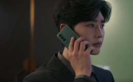 Phim “Big Mouth” tập 1: Lee Jong Suk chọn tiền bạc thay vì sự chính trực