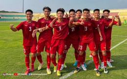 HLV Singapore khâm phục U16 Việt Nam; báo Indonesia than phiền về hiện tượng lạ ở giải Đông Nam Á