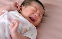5 cách giúp trẻ sơ sinh ngủ ngon không bị giật mình, khóc đêm