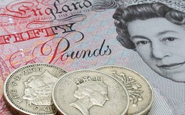 Tại sao hình Vua Charles III lại in mặt trái lên tiền xu, còn hình Nữ hoàng Elizabeth II lại là mặt phải?