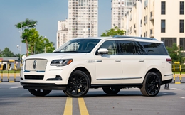 Lincoln Navigator Reserve L 2022 đầu tiên tại Việt Nam