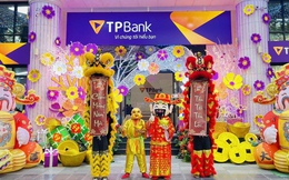 "Trốn" xếp hàng ngày Thần Tài khi mua vàng tại TPBank