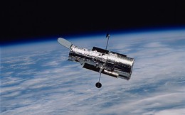 NASA kêu gọi đóng góp ý tưởng giúp kính Hubble tránh cảnh bị bốc cháy trong khí quyển