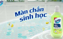 Bảo bối ngăn côn trùng mới của hội mê nhà: Nước lau nhà chứa lợi khuẩn probiotics Sunlight Lau Sàn BIOSHIELD