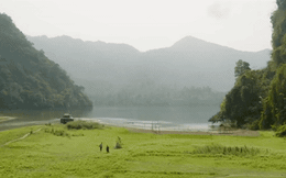 Địa điểm mở đầu phim Quang Thắng đóng, ngay gần Hà Nội, được mệnh danh là viên ngọc bích của núi rừng