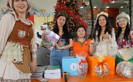 Giáng sinh rộn ràng, ngập tràn sẻ chia tại hội chợ từ thiện Giáng sinh trường quốc tế Singapore