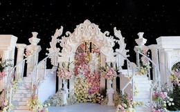 Marry House - Hoàn thiện đám cưới với 6 tấn hoa trong vòng 1 tháng bởi 150 nhân công