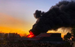 Cháy lớn tại nhà máy bao bì ở Quảng Ngãi, thiệt hại khoảng 7 tỉ đồng