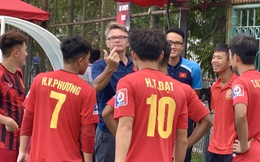 &quot;SEA Games 2023 không cho dùng cầu thủ hơn tuổi có khi lại đúng ý ông Troussier!&quot;
