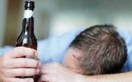 Mặt tái khi uống rượu - dấu hiệu cảnh báo nguy hiểm chớ nên chủ quan
