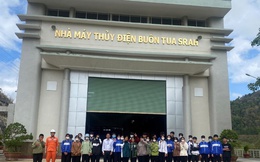 Đoàn học sinh tham quan, hướng nghiệp tại nhà máy thủy điện Buôn Tua Srah