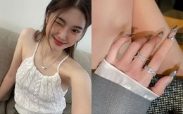 Phối thêm 5 món phụ kiện sành điệu này, style của nàng kiểu gì cũng thăng hạng 