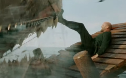 &quot;Meg 2: The Trench&quot; - Cá mập cổ đại khổng lồ quay trở lại và điên rồ hơn trước trong trailer đầu tiên