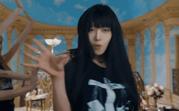 aespa chính thức trở lại: Quay MV chung địa điểm với Sơn Tùng, vượt mặt BLACKPINK phá kỷ lục bán album