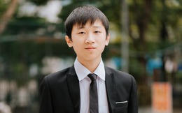 Thích chơi game nhưng học vẫn giỏi, nam sinh xuất sắc trở thành thủ khoa ngôi trường &quot;nhiều thành tích nhất Việt Nam&quot;