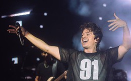 Truyền thông quốc tế khen ngợi tour diễn của Charlie Puth: &quot;1 nghệ sĩ phi thường, mỗi phút giây của show đều được sắp xếp hoàn hảo&quot;