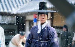 ‘Nam thần phản diện’ Nam Goong Min quay lại tạo hình cổ trang sau 10 năm