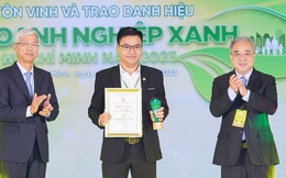 PNJ được UBND TP HCM trao tặng danh hiệu "Doanh nghiệp xanh TP HCM 2023"