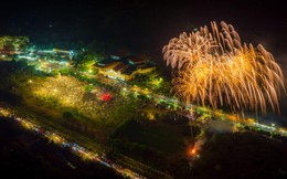 Hàng ngàn người cùng đếm ngược đón năm mới trong pháo hoa rực rỡ tại Tây Ninh