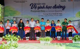 Hàng nghìn khách hàng đồng hành với Long Châu trong dự án "Vệ sinh học đường”