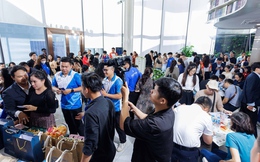 Người mua “đỏ mắt” săn tìm căn hộ trong tầm giá từ 50 triệu/m2