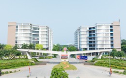 Một đại học gây bất ngờ khi trao học bổng cho tân sinh viên có người thân là cán bộ ngành y tế, giáo dục