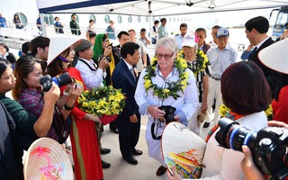 kèo nhà cái tàu biển: Đường nào đến “hầu bao” du khách