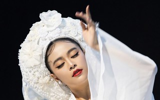 Hoàng Thùy Linh đưa văn hóa thờ Mẫu vào kèo nhà cái 