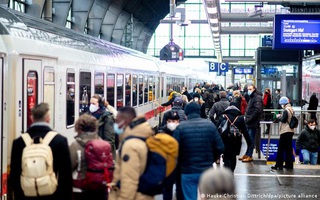 Nhiều bang ở Đức trì hoãn nới lỏng hạn chế phòng dịch Covid-19