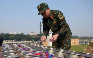 Cận cảnh điểm bắn bóng đá tỷ lệ kèo nhà cái kết hợp tầm thấp tại công viên Thống Nhất