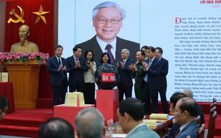 Ra mắt cuốn sách Phát huy truyền thống đại đoàn kết toàn dân tộc, xây dựng đất nước ta ngày càng giàu mạnh, văn tỷ lệ kèo nhà cái, hạnh phúc của đồng chí Tổng Bí thư Nguyễn Phú Trọng
