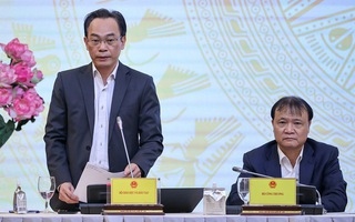 Thứ trưởng Hoàng Minh Sơn: Vụ nhóm học sinh ép cô giáo kèo nhà cái malaysiao tường để văng tục, chửi bậy là không thể chấp nhận