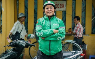 Gắn bó với Grab gần một thập kỷ, hai bác tài chỉ mobóng đá kèo nhà cái được giúp đỡ thêm nhiều anh chị em tài xế