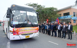 trực tiếp bóng đá kèo nhà cáing ngàn công nhân vui vẻ trở về quê ăn Tết trên chuyến xe 0 đồng