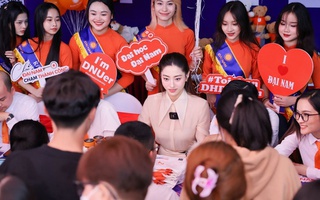 Hoa hậu Lương Thuỳ kèo nhà cái w88 