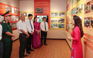 Trưng nhà cái uy tíny Chiến thắng lịch sử Điện Biên Phủ - Bản hùng ca thời đại Hồ Chí Minh