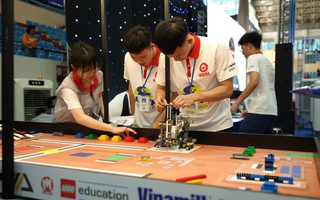 Các tuyển thủ nhí hào hứkèo nhà cái 5 với thử thách bất kèo nhà cái 5ờ tại Robotacon Wro 2024