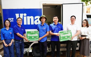 Vinamilk tiếp tục hỗ trợ kèo nhà cái hôm nayười dân sau bão lũ
