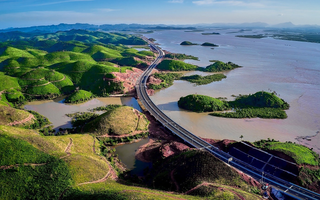 Địa phương kèo nhà cáiy nhất Việt Nam có tuyến cao tốc kết nối 3 sân bay quốc tế, 3 cửa khẩu quốc tế, 3 khu kinh tế