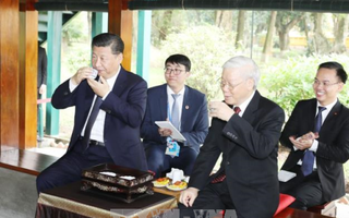 Tổng Bí thư Nguyễn Phú Trọng giới thiệu nhiều loại trà đặc sản xem trực tiếp bóng đá kèo nhà cái với Tổng Bí thư Tập Cận Bình