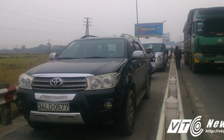 Màn dùng tiền lẻ mua vé tái diễn, xem trực tiếp bóng đá kèo nhà cái 5 hỗn loạn