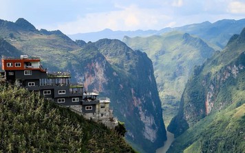 Bộ VHTTDL: Cải tạo, chỉnh trang công trình trên Mã Pì Lèng thành điểm dừng chân ngắm cảnh với kiến trúc phù hợp, hài hòa với thiên nhiên