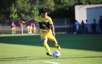 Được HLV Didier Tholot chỉ dẫn, Quang Hải sẽ giúp Pau FC có chiến thắng đầu tay?