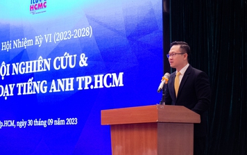 TS. Đỗ Hữu Nguyên Lộc tái đắc cử Chủ tịch Hội Nghiên cứu và Giảng dạy tiếng Anh TP.HCM nhiệm kỳ 2023-2028