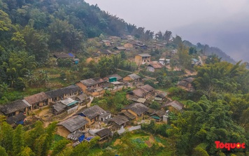 Khám phá ngôi làng cổ trăm tuổi  ở cao nguyên đá
