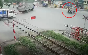Thanh niên chạy xe tông trúng người đàn ông, pha xử lý sau cùng khiến tất cả "lắc đầu"