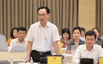Thứ trưởng Bộ GD&ĐT nêu nguyên nhân thiếu sách giáo khoa