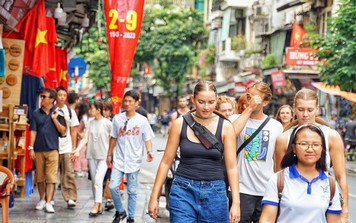 Sớm về đích 8 triệu lượt khách quốc tế, du lịch Việt Nam có nhiều thuận lợi để bứt phá