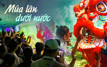 Nơi đầu tiên ở Việt Nam có múa Lân dưới nước, nhiều gia đình chen chân đưa trẻ tới chiêm ngưỡng